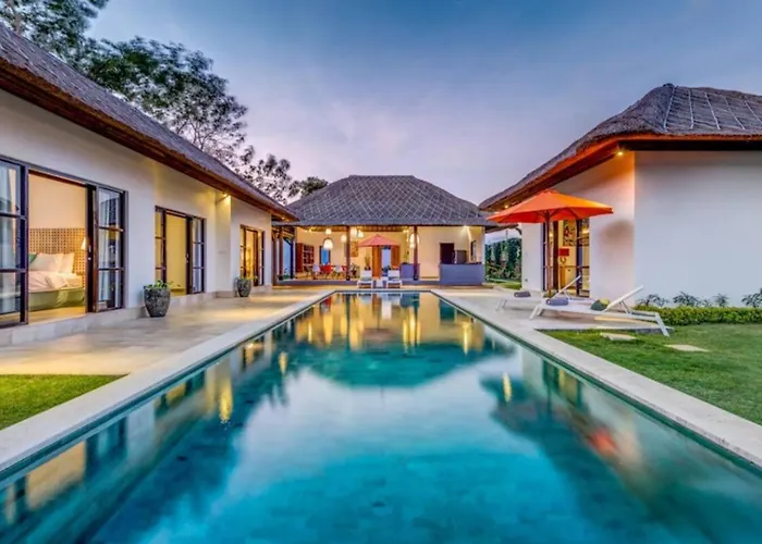 Villa Wonderful! Pool 4br Near
